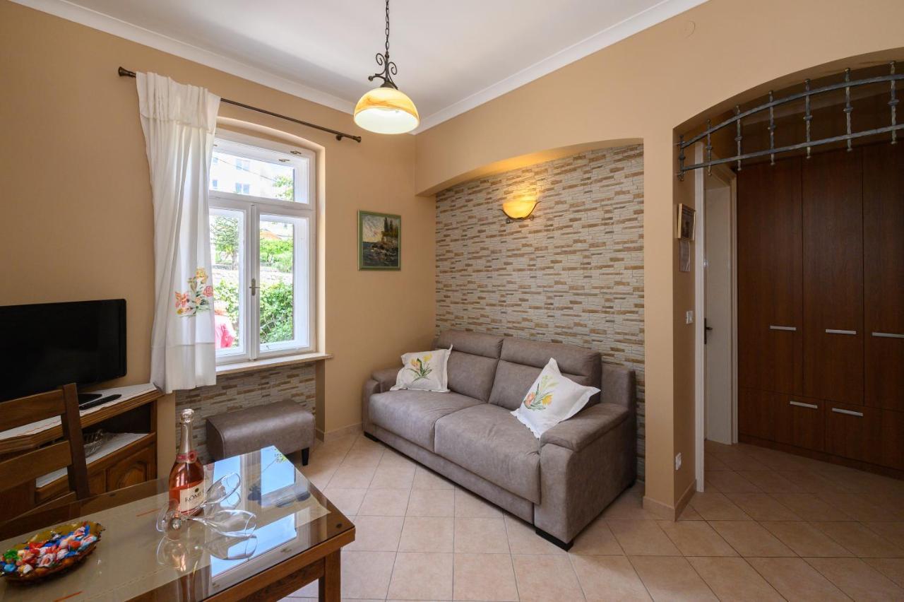 Apartments Villa Salona Opatija Zewnętrze zdjęcie